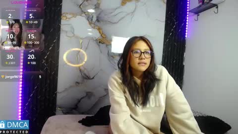Snapshot of lia_summer1 chatting on 17, 2, 2025 lia summer1 online show from 17, 2, 2025