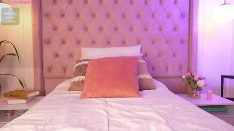 Snapshot of lia_velez_ chatting on 14, 5, 2026 LIA online show from 14, 5, 2026