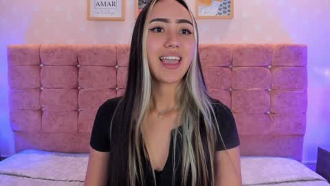 Snapshot of liaa_18 chatting on 5, 2, 2025 Liaa online show from 5, 2, 2025