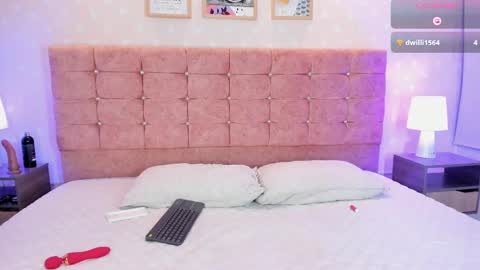 Snapshot of liaa_18 chatting on 15, 2, 2025 Liaa online show from 15, 2, 2025