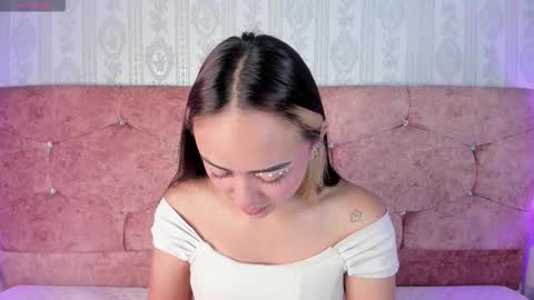 Snapshot of liaa_18 chatting on 25, 9, 2025 Liaa online show from 25, 9, 2025
