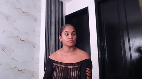 Snapshot of liaa_cams chatting on 14, 6, 2026 liaa_cams online show from 14, 6, 2026