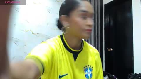 liaa_cams online show from 25, 6, 2026
