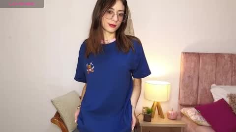 Snapshot of liaaa___ chatting on 9, 1, 2025 Lia online show from 9, 1, 2025