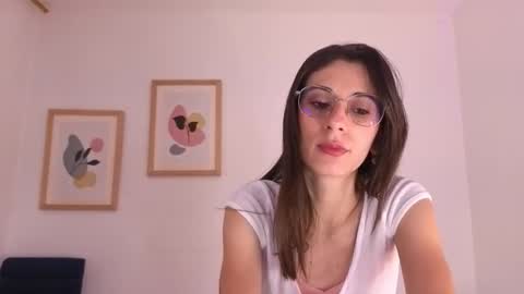 Lia  online show from 13, 1, 2026