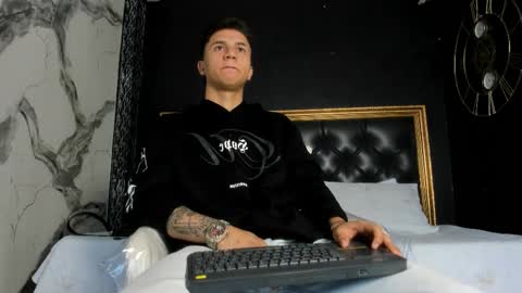 Snapshot of liaamsmiith_ chatting on 22, 9, 2025 Liam Smith online show from 22, 9, 2025