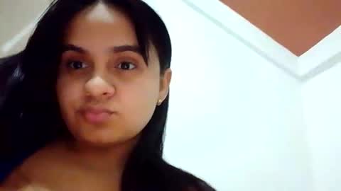 Lia Cloud online show from 31, 3, 2026