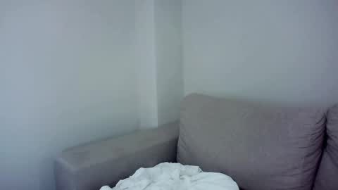 Lia Divina online show from 22, 4, 2026