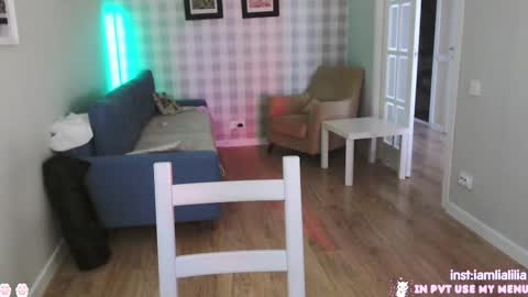 lialilia online show from 20, 2, 2025