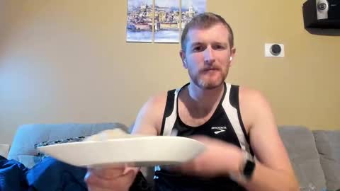 Liam online show from 27, 2, 2025