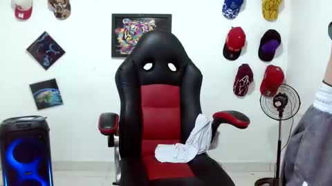 Andres online show from 3, 4, 2026