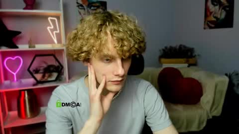 Liam online show from 8, 3, 2025