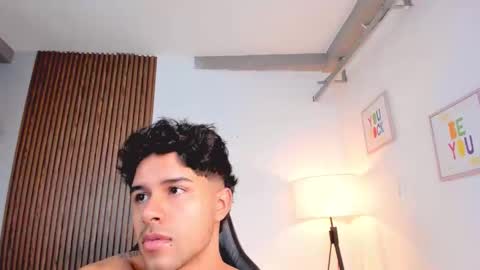 Liam Collins online show from 9, 11, 2025