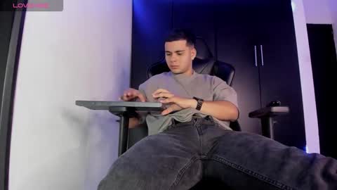 Liam online show from 21, 3, 2026