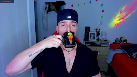 Snapshot of liam_oficial chatting on 13, 12, 2024 liam online show from 13, 12, 2024