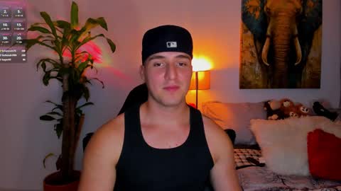 Snapshot of liam_oficial chatting on 25, 2, 2025 liam online show from 25, 2, 2025
