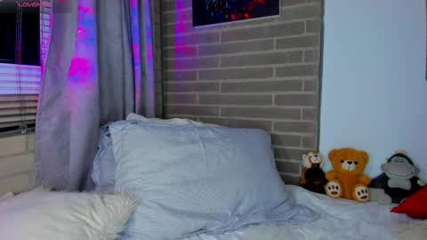 liam online show from 8, 4, 2026