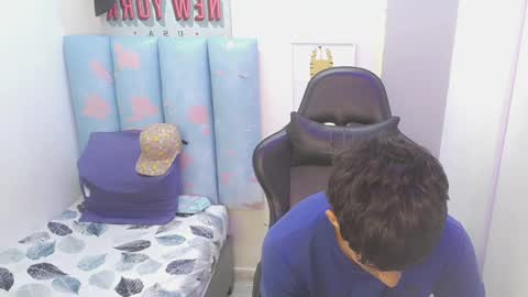 Snapshot of liam_play chatting on 5, 6, 2026 LIAM online show from 5, 6, 2026