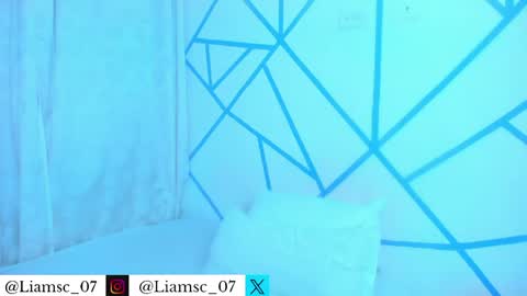 Liam scott77 online show from 2, 4, 2026