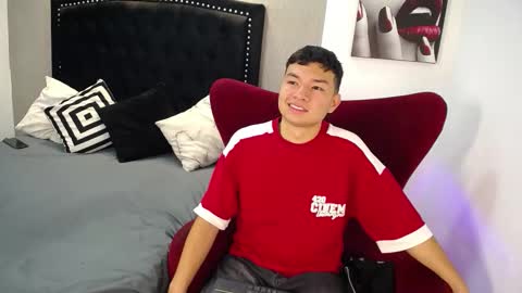 Snapshot of liam_sean chatting on 8, 2, 2026 Liam online show from 8, 2, 2026