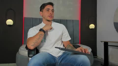 Liam online show from 23, 4, 2026