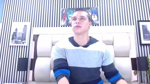 liam_york online show from 16, 11, 2025