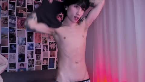 Snapshot of liamelf chatting on 13, 2, 2025 Liam online show from 13, 2, 2025