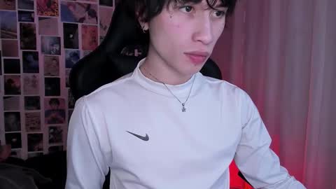 Snapshot of liamelf chatting on 19, 11, 2025 Liam online show from 19, 11, 2025