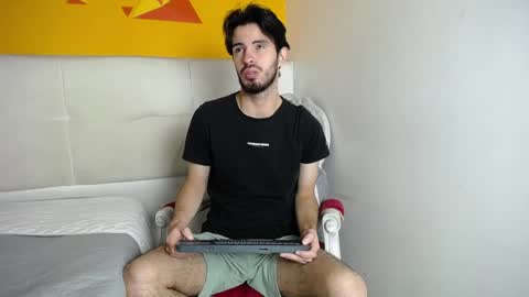 Snapshot of liamluxe chatting on 7, 1, 2025 LiamLuxe online show from 7, 1, 2025