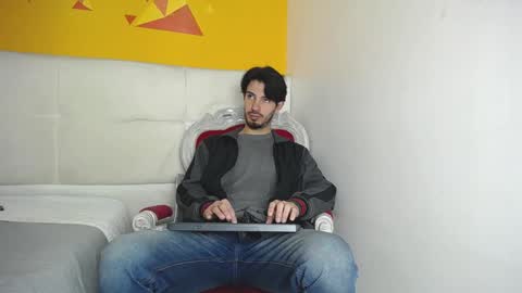 Snapshot of liamluxe chatting on 18, 1, 2025 LiamLuxe online show from 18, 1, 2025