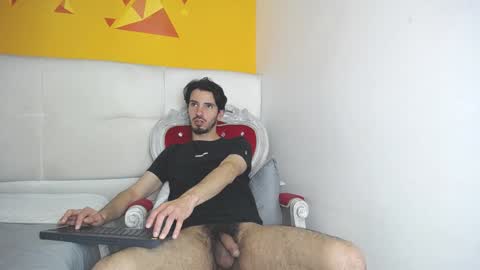 Snapshot of liamluxe chatting on 21, 1, 2025 LiamLuxe online show from 21, 1, 2025