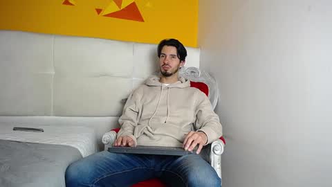 Snapshot of liamluxe chatting on 22, 1, 2025 LiamLuxe online show from 22, 1, 2025