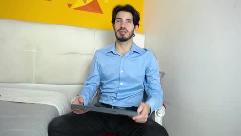 Snapshot of liamluxe chatting on 5, 2, 2025 LiamLuxe online show from 5, 2, 2025