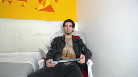 Snapshot of liamluxe chatting on 8, 2, 2025 LiamLuxe online show from 8, 2, 2025