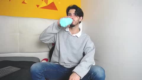 Snapshot of liamluxe chatting on 13, 2, 2025 LiamLuxe online show from 13, 2, 2025