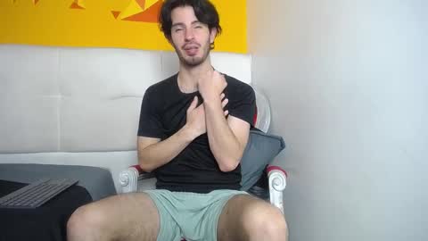 Snapshot of liamluxe chatting on 25, 2, 2025 LiamLuxe online show from 25, 2, 2025