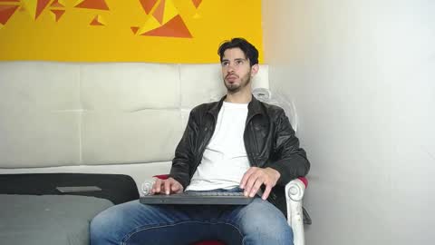 Snapshot of liamluxe chatting on 8, 3, 2025 LiamLuxe online show from 8, 3, 2025