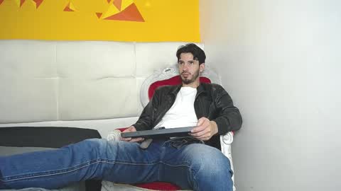 Snapshot of liamluxe chatting on 8, 3, 2025 LiamLuxe online show from 8, 3, 2025