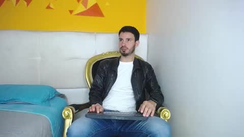 Snapshot of liamluxe chatting on 8, 9, 2025 LiamLuxe online show from 8, 9, 2025
