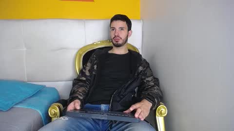 Snapshot of liamluxe chatting on 15, 9, 2025 LiamLuxe online show from 15, 9, 2025