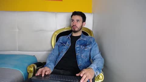 Snapshot of liamluxe chatting on 17, 9, 2025 LiamLuxe online show from 17, 9, 2025