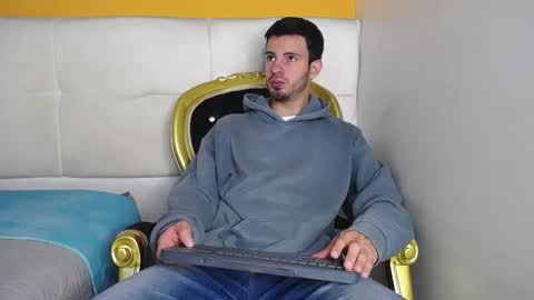 Snapshot of liamluxe chatting on 19, 9, 2025 LiamLuxe online show from 19, 9, 2025