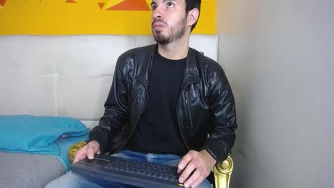 Snapshot of liamluxe chatting on 1, 10, 2025 LiamLuxe online show from 1, 10, 2025