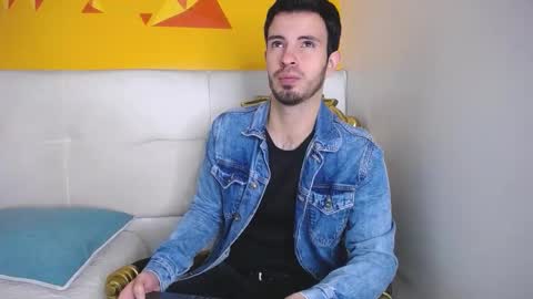 Snapshot of liamluxe chatting on 4, 10, 2025 LiamLuxe online show from 4, 10, 2025