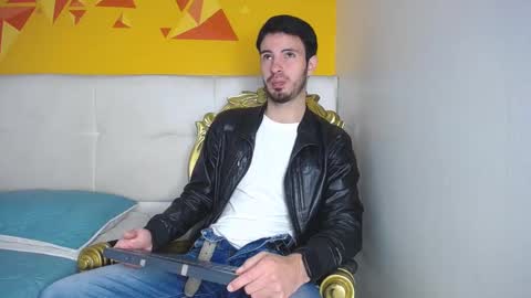 Snapshot of liamluxe chatting on 7, 10, 2025 LiamLuxe online show from 7, 10, 2025