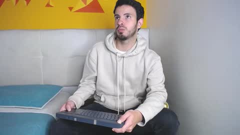 Snapshot of liamluxe chatting on 11, 10, 2025 LiamLuxe online show from 11, 10, 2025