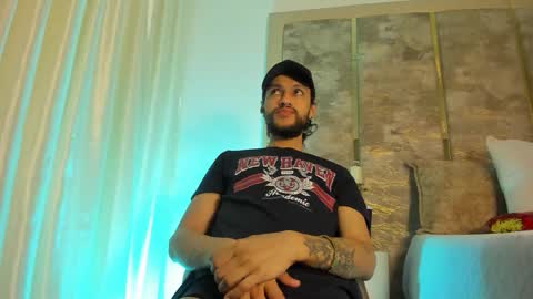 Snapshot of liamsamderz chatting on 16, 10, 2025 LiamSamderz online show from 16, 10, 2025