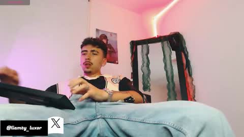 Liam online show from 10, 1, 2026