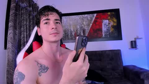 liamwyatt_ online show from 25, 9, 2025