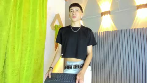 lian_cameron online show from 6, 3, 2026